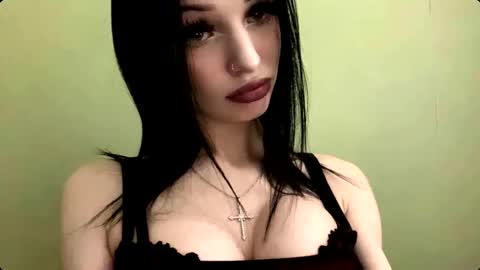 Snapshot of stephniesolie chatting on November 2025 06:06:02 AM StephanI online show from November 2025 06:06:02 AM