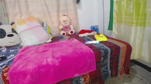 Snapshot of stepmom_slut_50_ chatting on January 2025 02:00:02 AM Angie mature online show from January 2025 02:00:02 AM