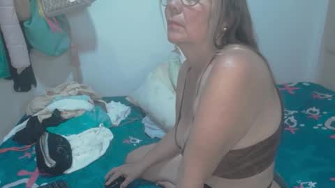 Angie mature online show from May 2026 09:15:02 AM