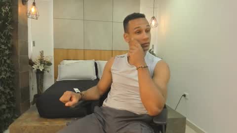 Snapshot of sterling_magnus chatting on February 2026 09:10:02 PM online show from February 2026 09:10:02 PM