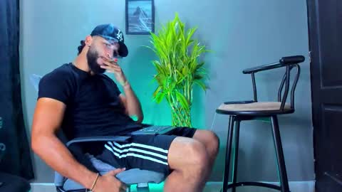 Snapshot of stev_velez chatting on February 2026 02:42:02 PM Steve online show from February 2026 02:42:02 PM