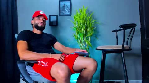 Snapshot of stev_velez chatting on March 2026 08:48:01 PM Steve online show from March 2026 08:48:01 PM