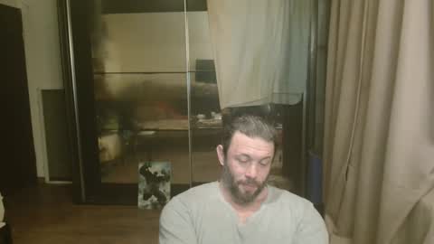Snapshot of stevebulkzor chatting on April 2026 12:23:01 AM Steve Oakenshield son of John son of Vasyl online show from April 2026 12:23:01 AM