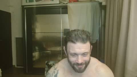 Snapshot of stevebulkzor chatting on May 2026 12:27:01 AM Steve Oakenshield son of John son of Vasyl online show from May 2026 12:27:01 AM