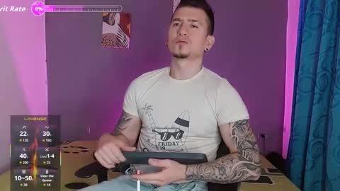 Snapshot of steven__tayler chatting on September 2025 03:17:01 AM Steven Tayler online show from September 2025 03:17:01 AM