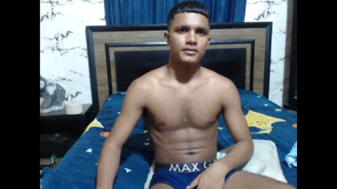 Snapshot of steven_big_dick23 chatting on December 2024 01:32:02 AM Steven online show from December 2024 01:32:02 AM