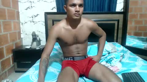 Snapshot of steven_big_dick23 chatting on January 2025 12:04:01 AM Steven online show from January 2025 12:04:01 AM