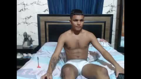 Snapshot of steven_big_dick23 chatting on January 2025 01:00:02 AM Steven online show from January 2025 01:00:02 AM