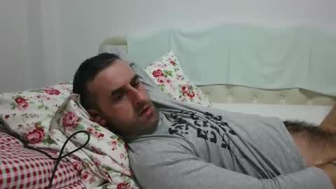 Snapshot of stevenpit chatting on February 2025 08:10:01 PM stevenpit online show from February 2025 08:10:01 PM