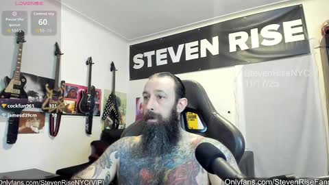 Snapshot of stevenrisenyc chatting on November 2025 01:33:02 AM StevenRiseNYC online show from November 2025 01:33:02 AM