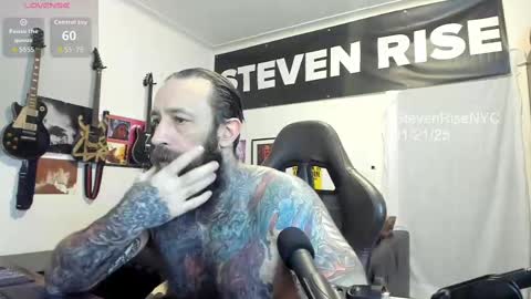 Snapshot of stevenrisenyc chatting on November 2025 12:53:02 AM StevenRiseNYC online show from November 2025 12:53:02 AM