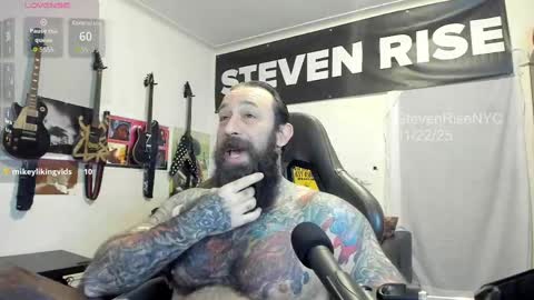 Snapshot of stevenrisenyc chatting on November 2025 12:59:01 PM StevenRiseNYC online show from November 2025 12:59:01 PM