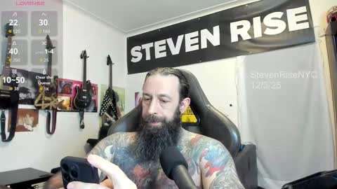 Snapshot of stevenrisenyc chatting on December 2025 02:10:02 AM StevenRiseNYC online show from December 2025 02:10:02 AM