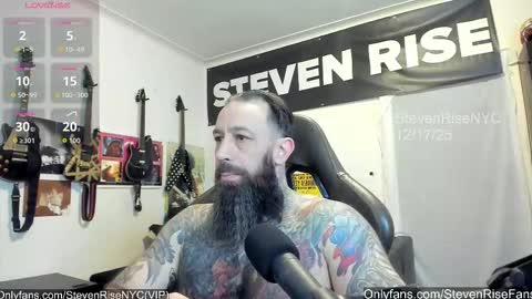 Snapshot of stevenrisenyc chatting on December 2025 01:17:01 PM StevenRiseNYC online show from December 2025 01:17:01 PM