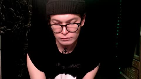 Snapshot of stevenspirs chatting on November 2025 01:59:02 AM Steve online show from November 2025 01:59:02 AM