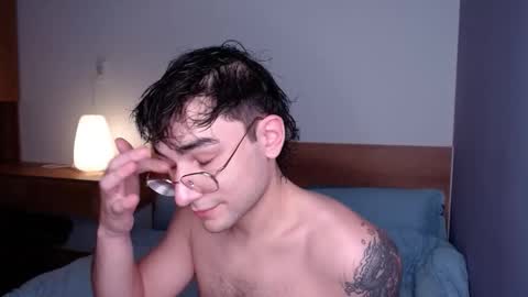 Snapshot of steveoceanbeanhuge chatting on February 2026 03:29:01 PM Alex online show from February 2026 03:29:01 PM