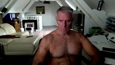 stevetwo online show from September 2025 11:33:02 AM