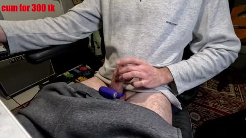 Snapshot of stevie_grey chatting on December 2024 08:25:02 PM stevie_grey online show from December 2024 08:25:02 PM