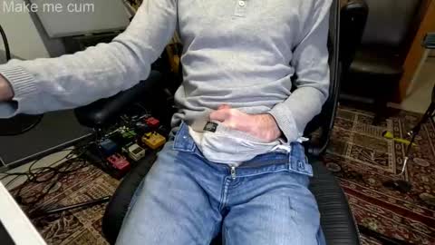 Snapshot of stevie_grey chatting on November 2025 03:51:01 PM stevie_grey online show from November 2025 03:51:01 PM