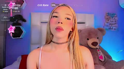 Steisee Reyes online show from November 2025 10:30:01 PM