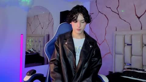 Sthepano  online show from May 2026 03:46:01 AM
