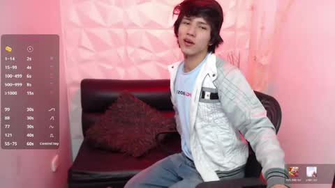 Snapshot of stich_23 chatting on April 2026 08:57:02 PM Stich online show from April 2026 08:57:02 PM