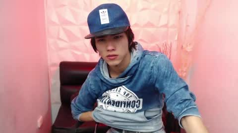 Snapshot of stich_23 chatting on May 2026 05:46:02 AM Stich online show from May 2026 05:46:02 AM