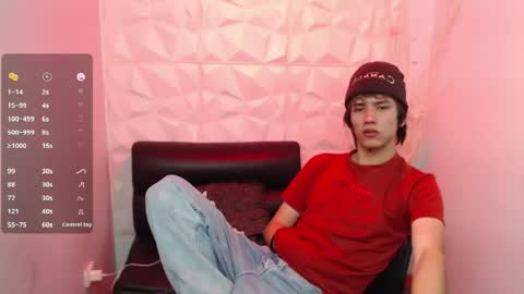 Snapshot of stich_23 chatting on May 2026 02:11:01 PM Stich online show from May 2026 02:11:01 PM
