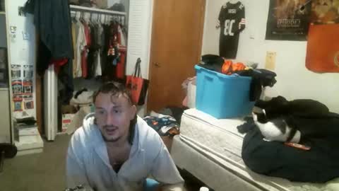 stickey online show from October 2025 04:57:02 AM