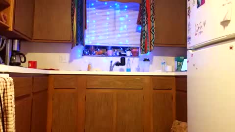 stickey online show from April 2026 03:01:02 AM