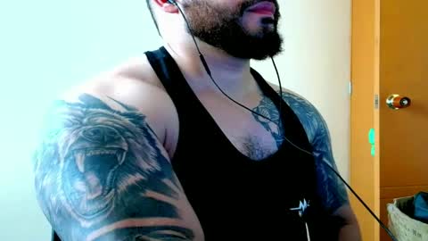 stiven253958 online show from April 2026 04:04:02 PM