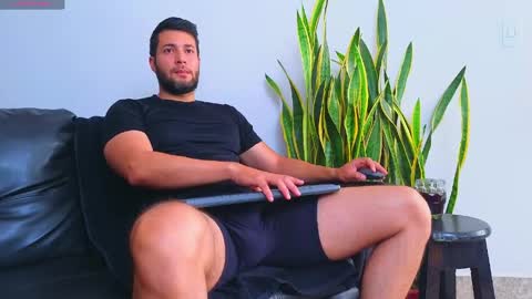 Stiven Montiel online show from May 2026 12:35:02 PM