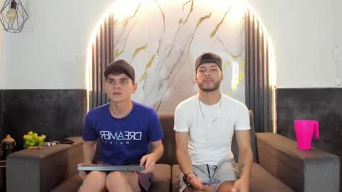 friends online show from February 2026 05:06:02 AM