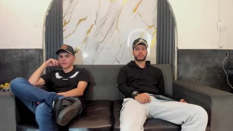 Snapshot of stivendreams chatting on March 2026 08:41:02 AM friends online show from March 2026 08:41:02 AM