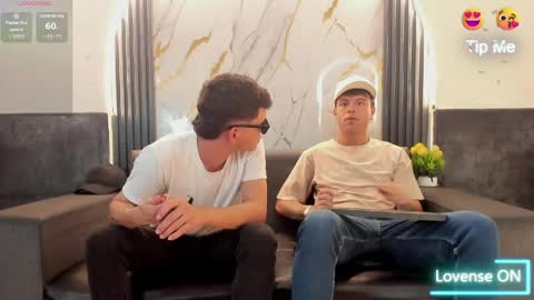 Snapshot of stivendreams chatting on April 2026 04:17:02 AM friends online show from April 2026 04:17:02 AM