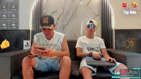 friends online show from May 2026 03:37:02 AM