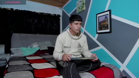 Stiven  online show from February 2026 01:57:01 AM