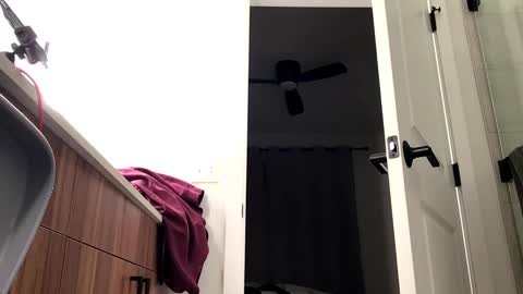 Snapshot of stlhotwifeguy chatting on December 2024 03:58:01 AM stlhotwifeguy online show from December 2024 03:58:01 AM