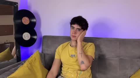 Snapshot of stolas_ying chatting on February 2026 12:32:01 AM Stolas online show from February 2026 12:32:01 AM