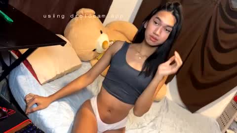 Snapshot of stonehard_sophia chatting on February 2026 09:23:01 PM Cute Sophia online show from February 2026 09:23:01 PM