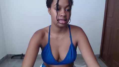 stormihills_ online show from February 2026 06:41:01 PM