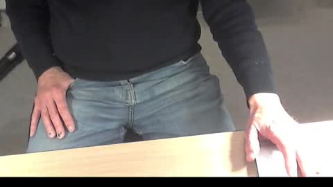 Dave online show from November 2025 05:51:02 PM