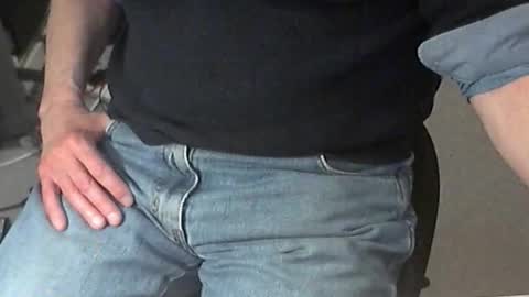 Dave online show from April 2026 08:57:01 PM