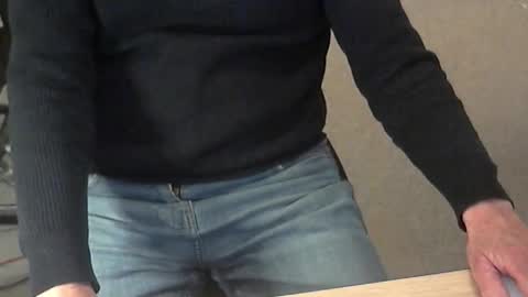 Dave online show from April 2026 08:33:01 PM