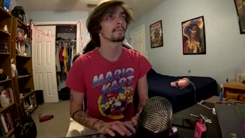 Snapshot of str8whiteboy21 chatting on December 2024 05:07:02 AM str8whiteboy21 online show from December 2024 05:07:02 AM