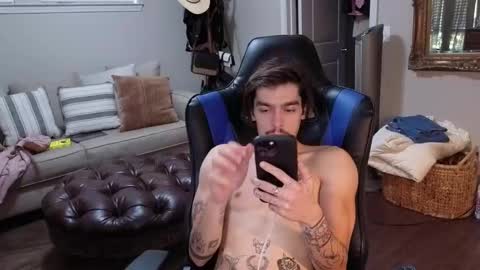 Snapshot of str8whiteboy21 chatting on September 2025 01:34:01 PM str8whiteboy21 online show from September 2025 01:34:01 PM