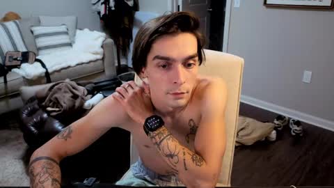 str8whiteboy21 online show from June 2026 04:02:02 AM
