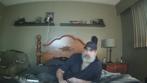 Snapshot of straightbear4you chatting on February 2025 10:20:02 PM Straightbear4you online show from February 2025 10:20:02 PM