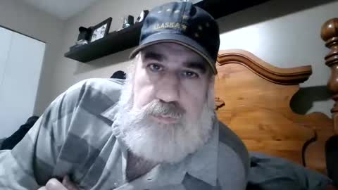 Snapshot of straightbear4you chatting on October 2025 09:39:01 PM Straightbear4you online show from October 2025 09:39:01 PM