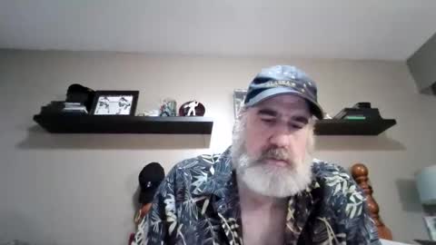 Straightbear4you online show from January 2026 02:28:01 AM